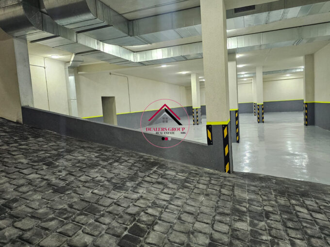 Prime Location Warehouse for sale in Baabda
