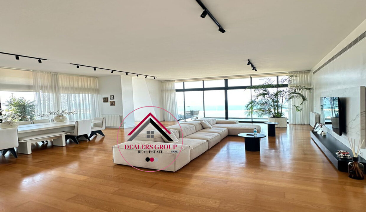 Luxury 4-Master Bedroom Apartment with Panoramic Views & Terrace