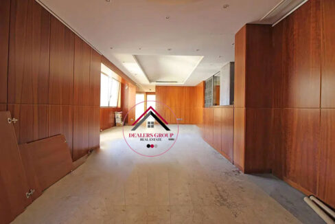 Prime Location wonderful Office for sale in Verdun