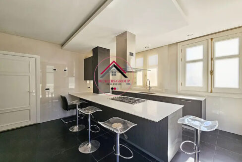 Prime Location Elegant Apartment for sale in Downtown Beirut