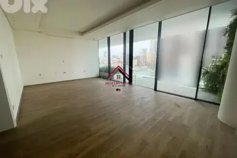 Prime Location Five Bedrooms Duplex for sale in Downtown Beirut