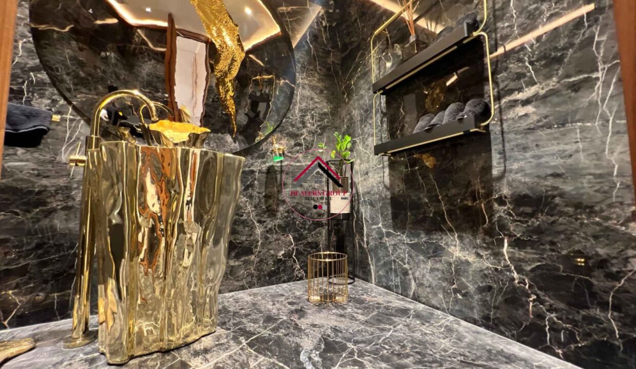 Prestigious Apartment with Panoramic Open Views for Sale in Achrafieh