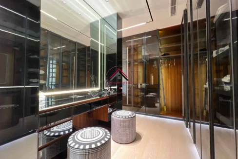 Prestigious Apartment with Panoramic Open Views for Sale in Achrafieh