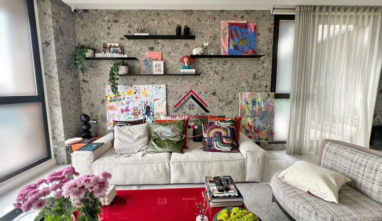 Modern Extraordinary Apartment for Sale in Achrafieh