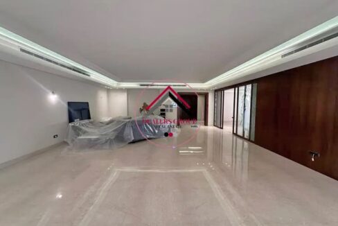 Prime Location Apartment for sale in Unesco