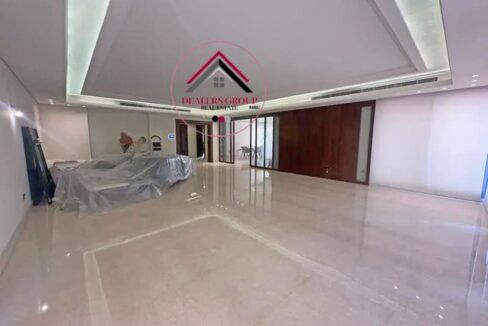 Prime Location Apartment for sale in Unesco