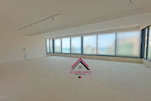 High floor wonderful apartment for sale in Ramlet el Bayda