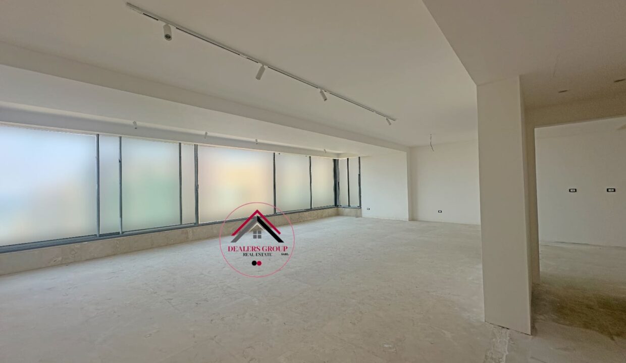 High floor wonderful apartment for sale in Ramlet el Bayda