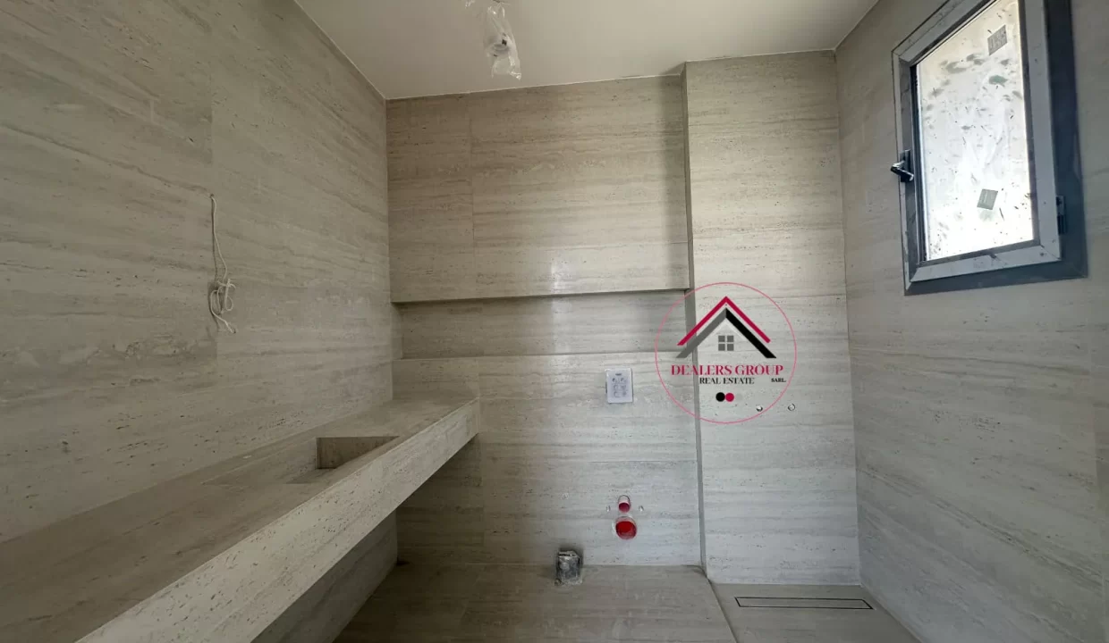 High floor wonderful apartment for sale in Ramlet el Bayda