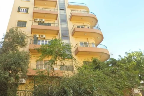 Building for sale in Achrafieh