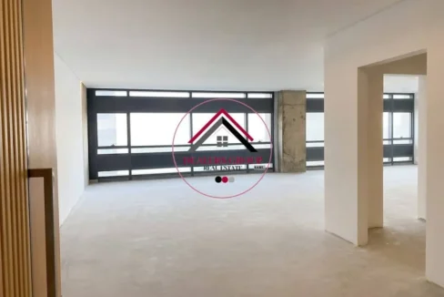 Prime Location Office for sale in Downtown Beirut