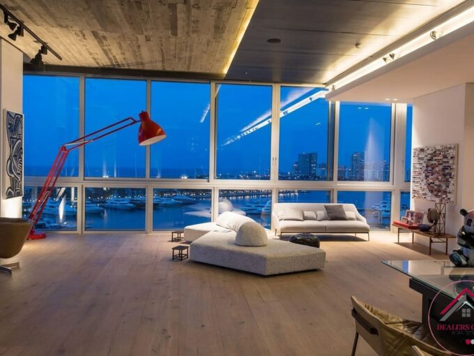 Private Pool & Terrace ! Modern Penthouse for sale in Downtown Beirut