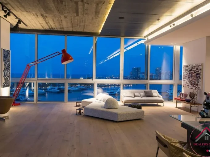 Private Pool & Terrace ! Modern Penthouse for sale in Downtown Beirut