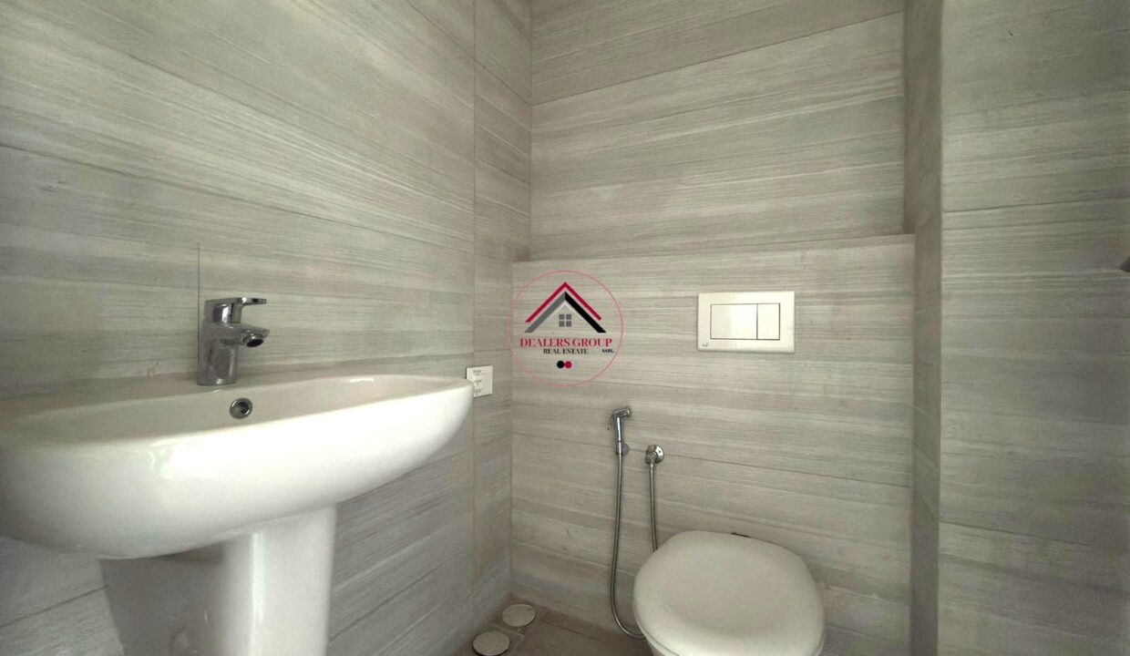 Furnished 2-Bedroom Apartment for sale with City View