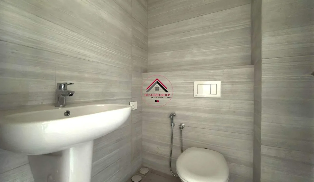 Furnished 2-Bedroom Apartment for sale with City View