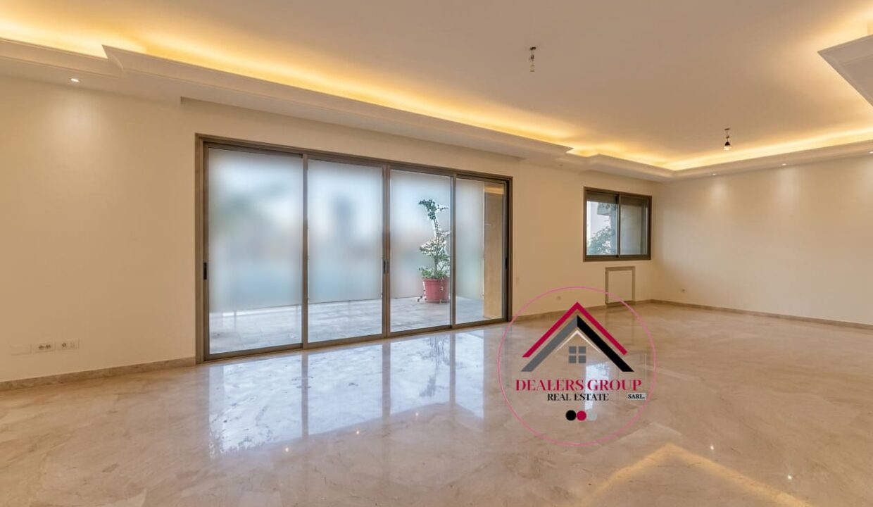 Deluxe Apartment for sale in Achrafieh Abdel Wahab - Carré d'or