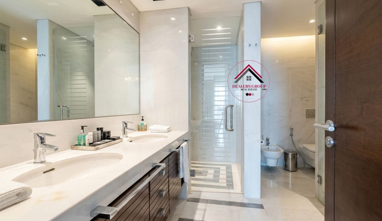 Marina Sea View Apartment for sale in the Heart of Downtown Beirut