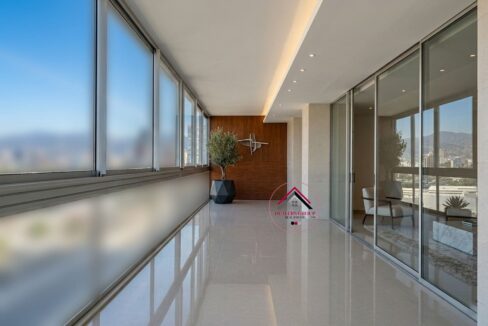 Prime Location Spacious Apartment for sale in Achrafieh -Medawar