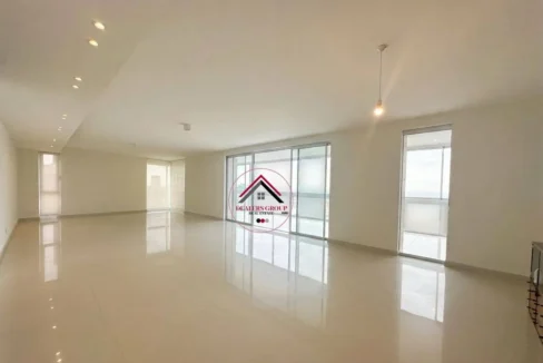 Prime Location Spacious Apartment for sale in Achrafieh -Medawar