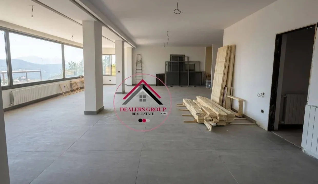 Private Pool & Terrace ! Deluxe Villa for sale in Baabdat - Maten