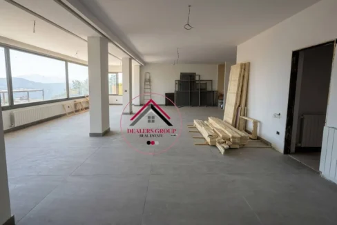 Private Pool & Terrace ! Deluxe Villa for sale in Baabdat - Maten