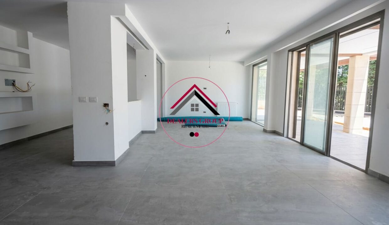 Private Pool & Terrace ! Deluxe Villa for sale in Baabdat - Maten
