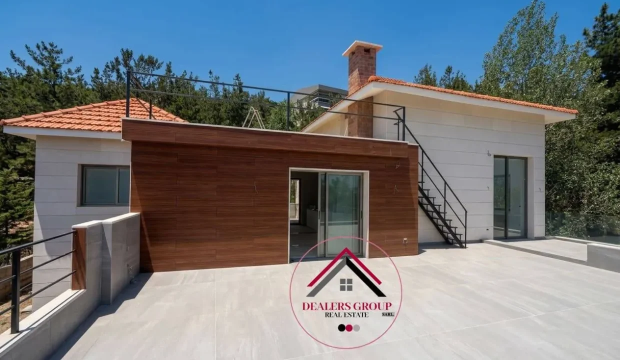 Private Pool & Terrace ! Deluxe Villa for sale in Baabdat - Maten