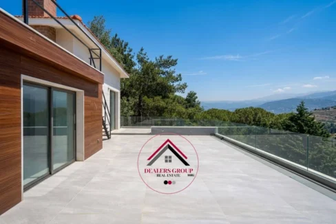 Private Pool & Terrace ! Deluxe Villa for sale in Baabdat - Maten