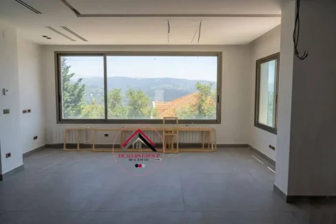Private Pool & Terrace ! Deluxe Villa for sale in Baabdat - Maten