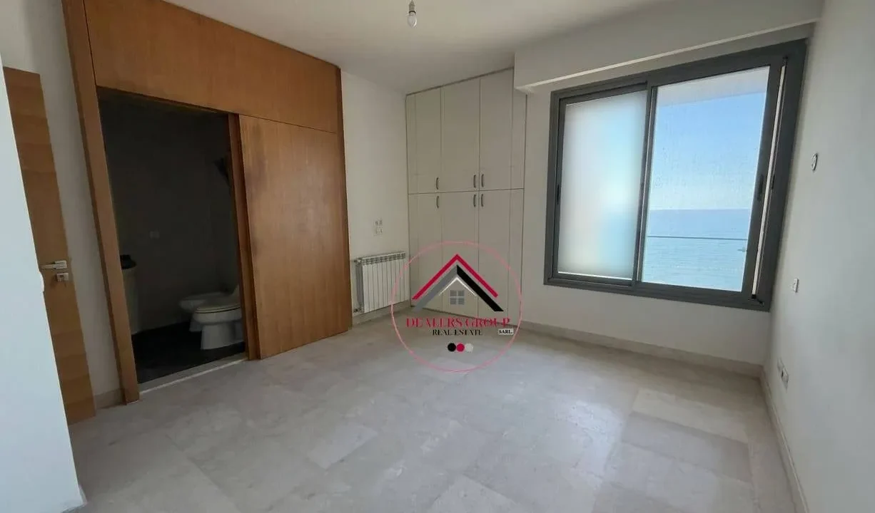 Sea View Deluxe Apartment for sale in Ras Beirut