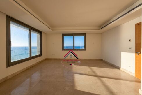 Sea View Deluxe Apartment for sale in Ras Beirut