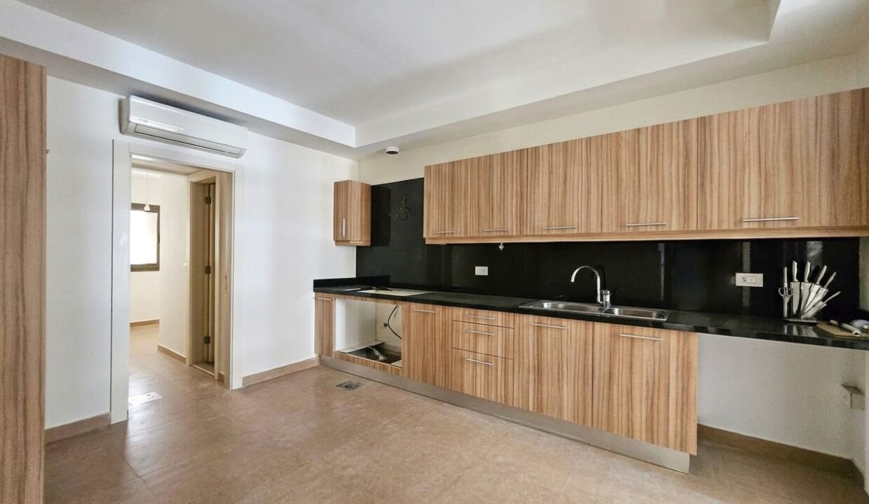 Prime Location Apartment for sale in Ras Beirut
