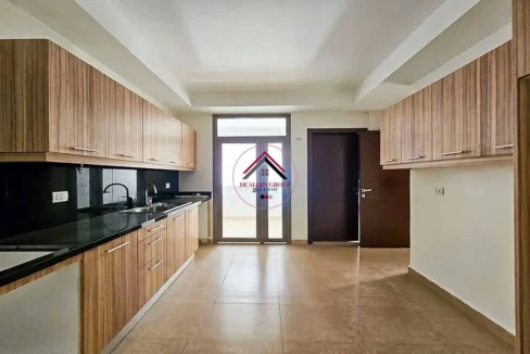 Prime Location Apartment for sale in Ras Beirut