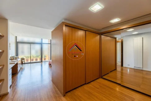 Prime Location Apartment for sale in Downtown Beirut