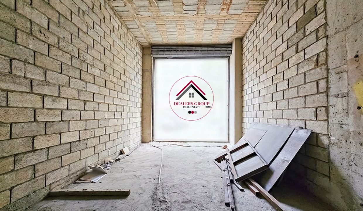 Super Prime Location core and shell Shop for Sale in Downtown Beirut