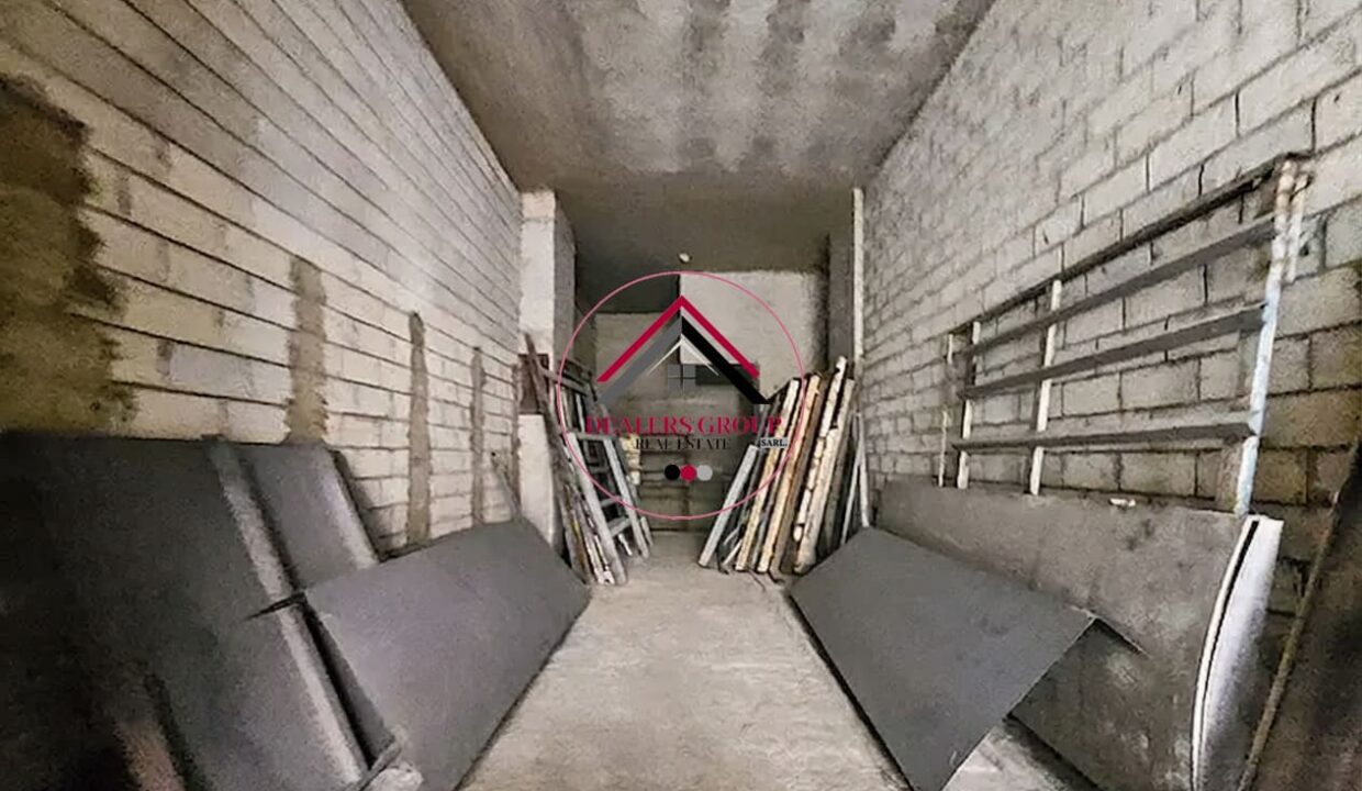 Core & Shell Prime Location shop for sale in Downtown Beirut