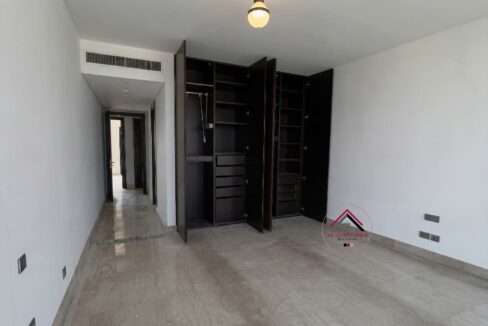 Spacious 4-Bedroom Apartment for Sale in Verdun