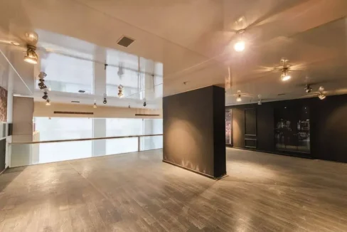 Prime Location Showroom/Shop for Sale in Downtown - Beirut