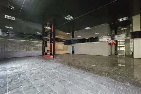 Prime Location Showroom/Shop for Sale in Downtown - Beirut