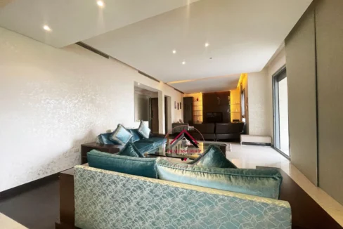 Deluxe Apartment for sale in Ain el Mreisseh in a prime location