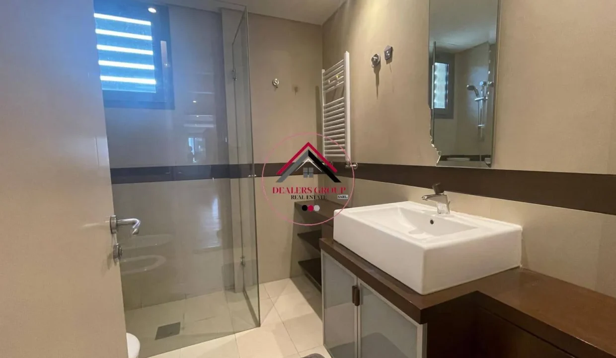 Deluxe Apartment for sale in Ain el Mreisseh in a prime location