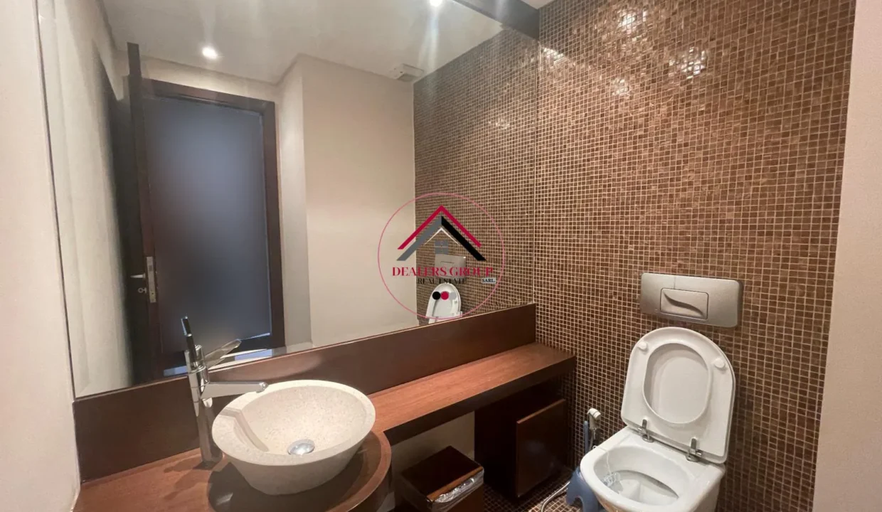 Deluxe Apartment for sale in Ain el Mreisseh in a prime location