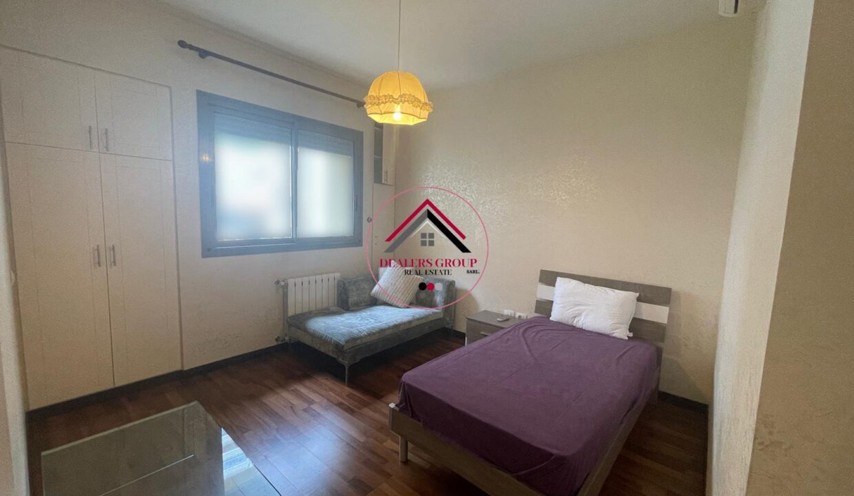 Deluxe Apartment for sale in Ain el Mreisseh in a prime location