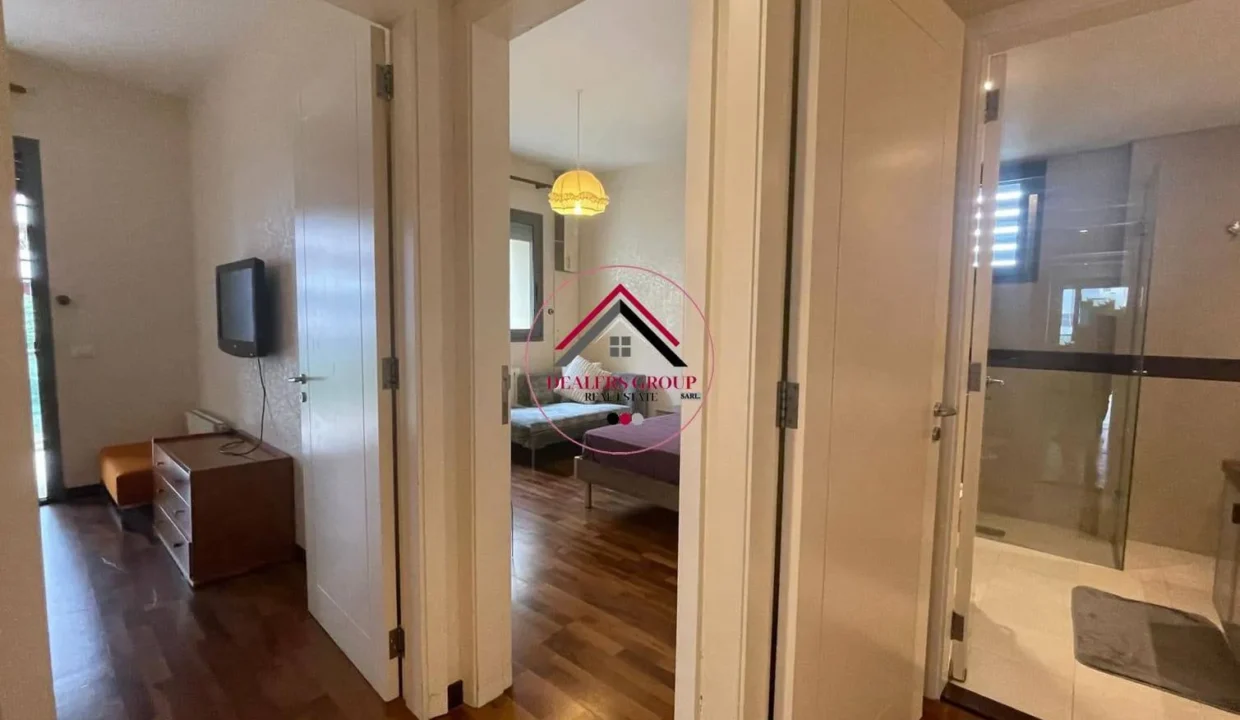 Deluxe Apartment for sale in Ain el Mreisseh in a prime location