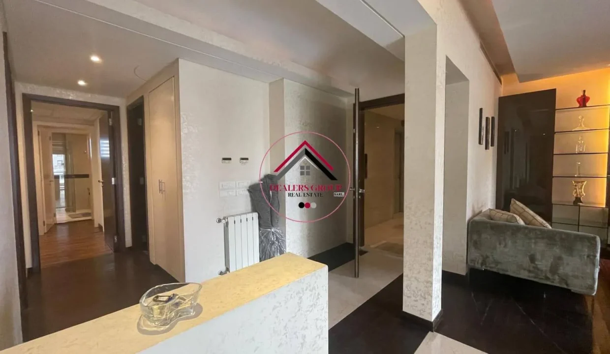 Deluxe Apartment for sale in Ain el Mreisseh in a prime location