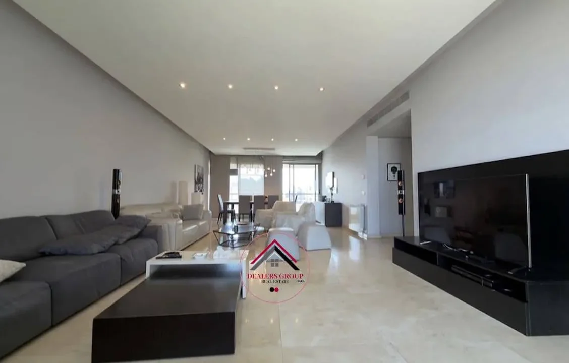 Prime Location High Floor apartment for sale in Hamra - Ras Beirut