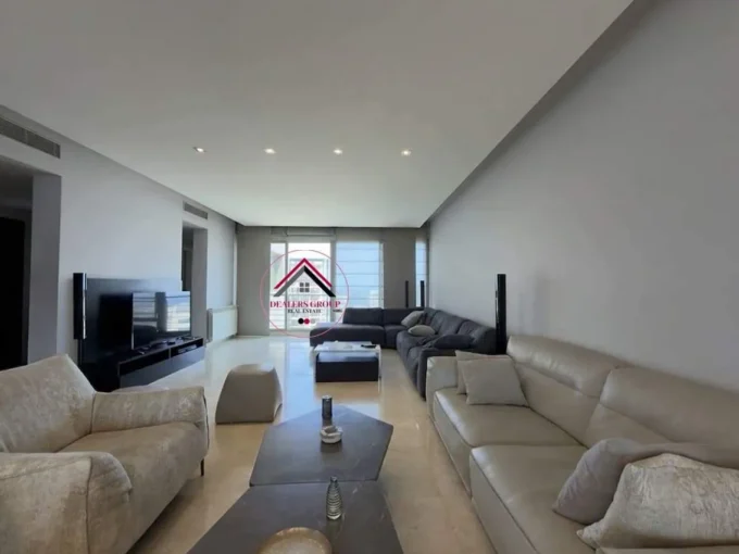 Prime Location High Floor apartment for sale in Hamra - Ras Beirut