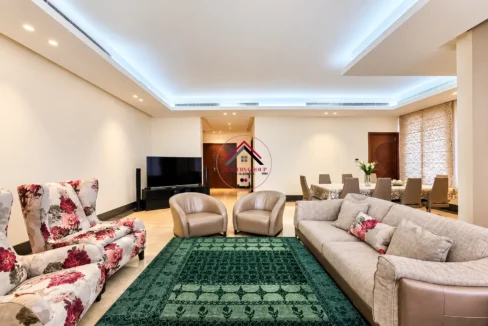 Prime Location Apartment for sale in Manara