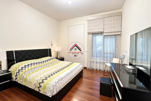 Prime Location Apartment for sale in Manara