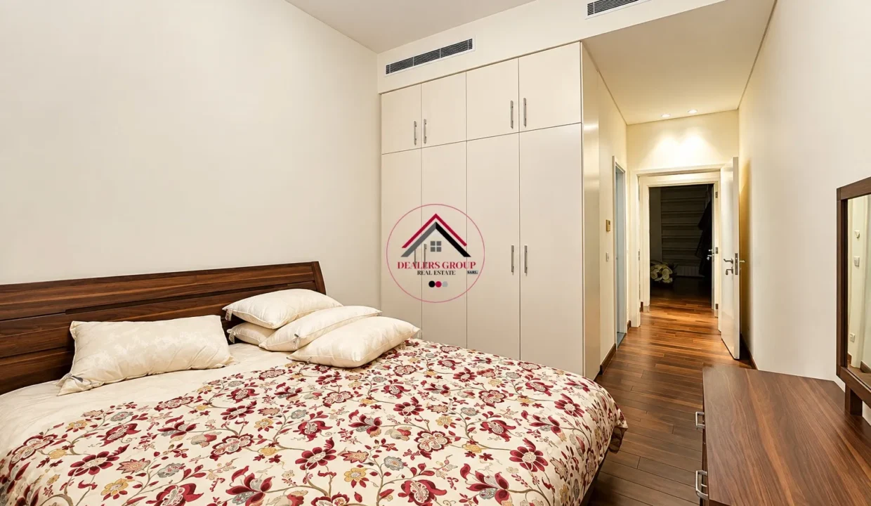 Prime Location Apartment for sale in Manara